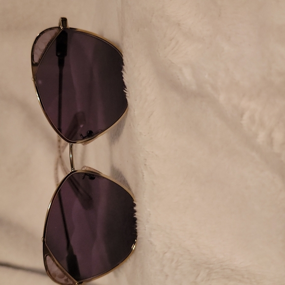 Coach sunglasses - Picture 1 of 5